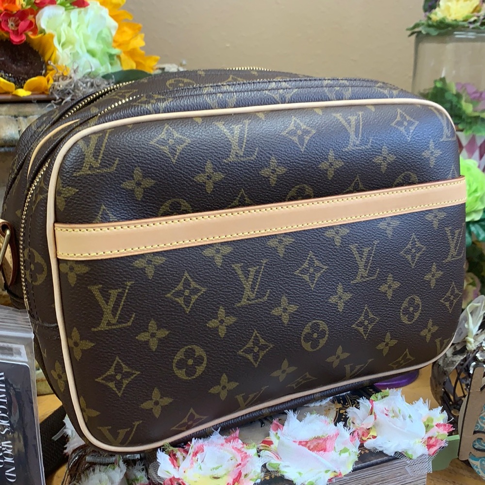 Louis Vuitton Reporter